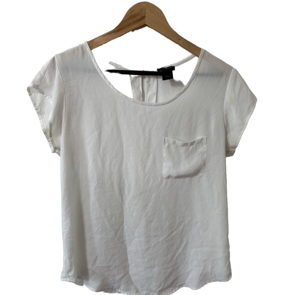 Ann Taylor Tops - Ann Taylor White Crop Top with Crew Neck and Short Sleeves